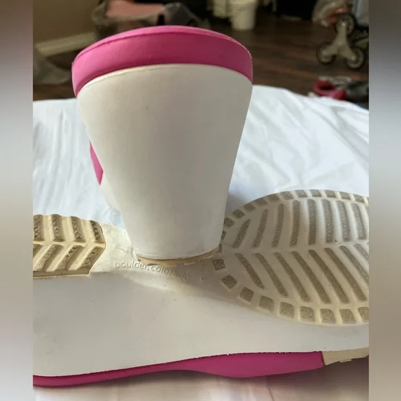 Cute Croc Clogs - Picture 4 of 6